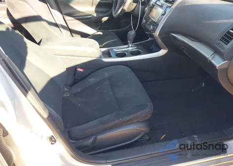 2015 Nissan Altima 2.5 Sv from USA, damaged, VIN 1N4AL3AP0FC145092